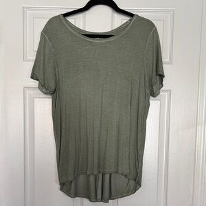 Cable & Gauge Sage Green Short Sleeve Top